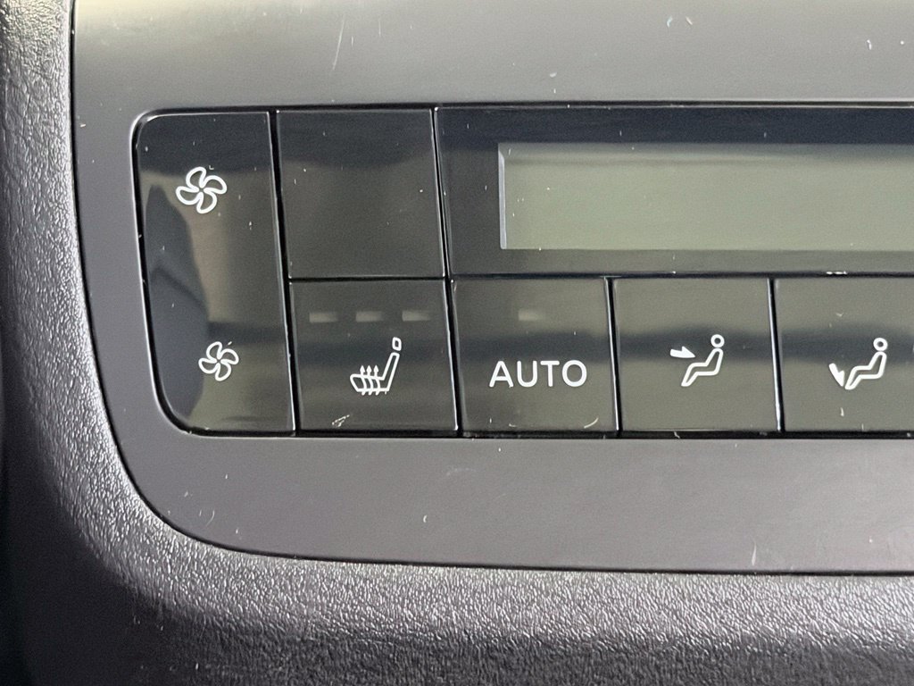 Used 2024 Nissan Pathfinder Platinum AWD/4WD image 29