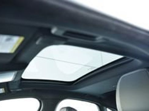 New 2024 Jaguar XF R-Dynamic SE image 8