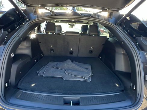 Used 2024 Jeep Wagoneer Launch Edition image 13