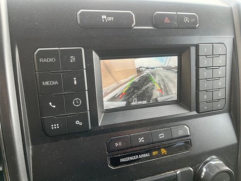 Used 2018 Ford F150 XLT image 12