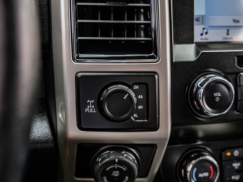 Used 2019 Ford F150 Lariat AWD/4WD image 31