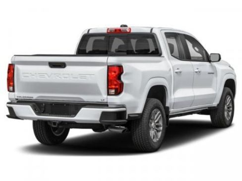 Certified 2024 Chevrolet Colorado LT w/ LT Convenience Package III image 5