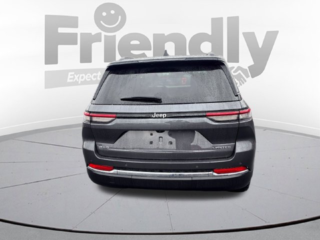 Used 2023 Jeep Grand Cherokee Limited AWD/4WD image 6