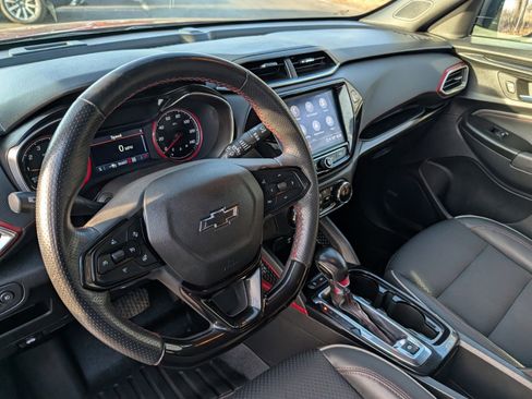 Used 2022 Chevrolet TrailBlazer RS w/ Technology Package image 28