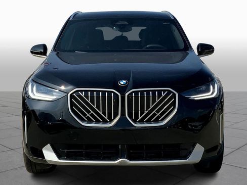 Used 2026 BMW X3 xDrive30 w/ Premium Package image 3