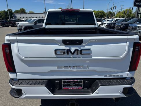 New 2025 GMC Sierra 2500 Denali Ultimate w/ Max Trailering Package image 6