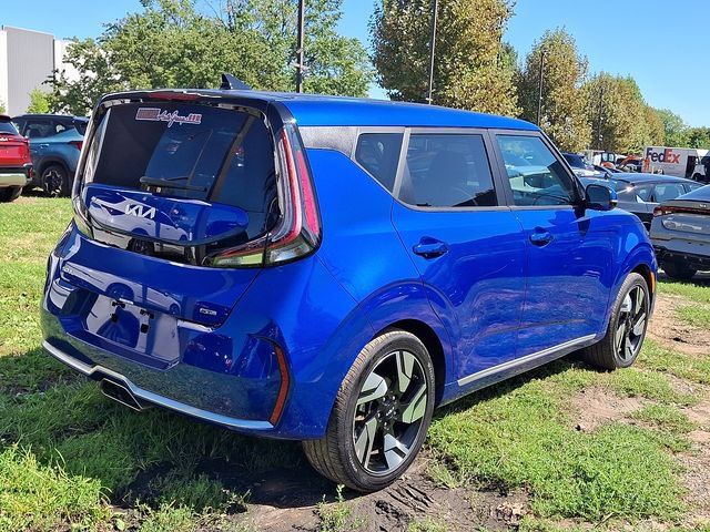 Certified 2024 Kia Soul GT-Line w/ GT-Line Technology Package FWD image 6