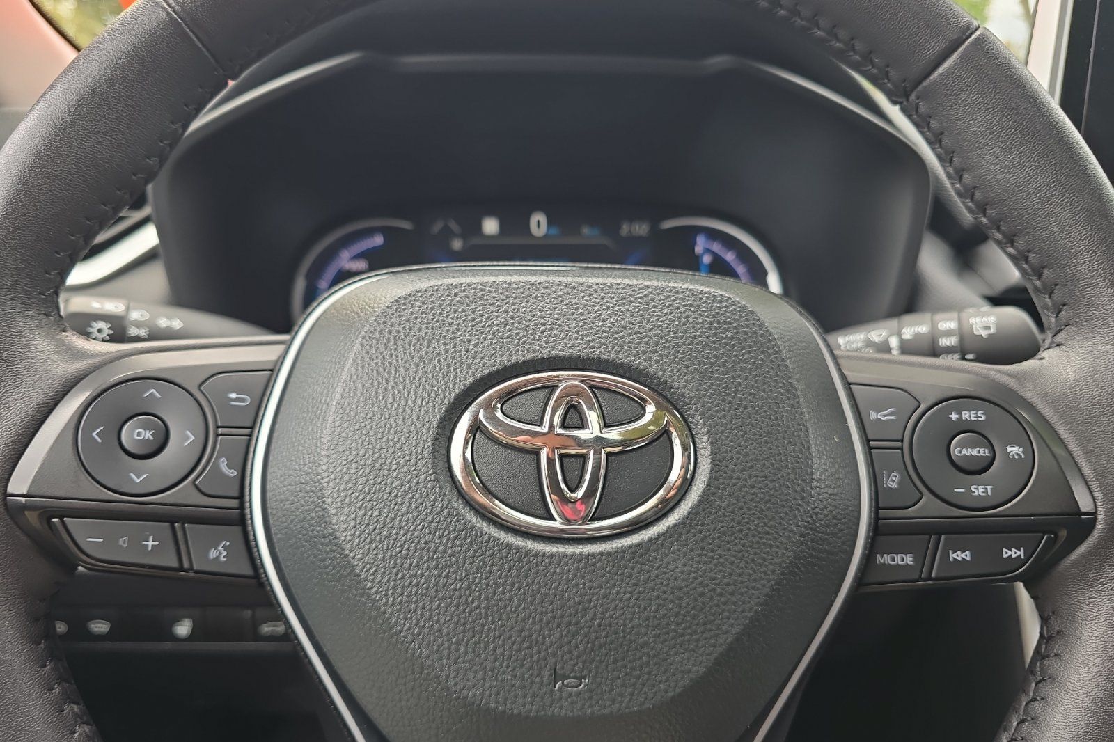 Certified 2025 Toyota RAV4 XLE w/ Convenience Package AWD/4WD image 23