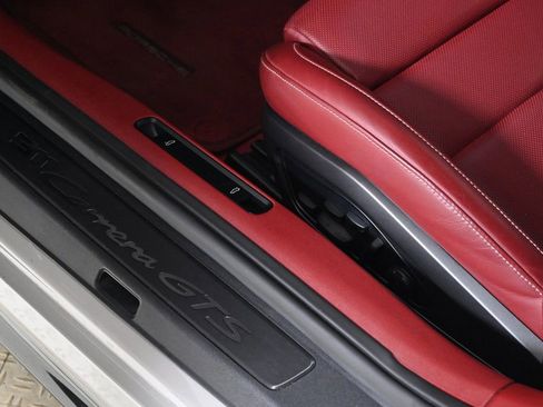 Certified 2024 Porsche 911 Carrera GTS image 21