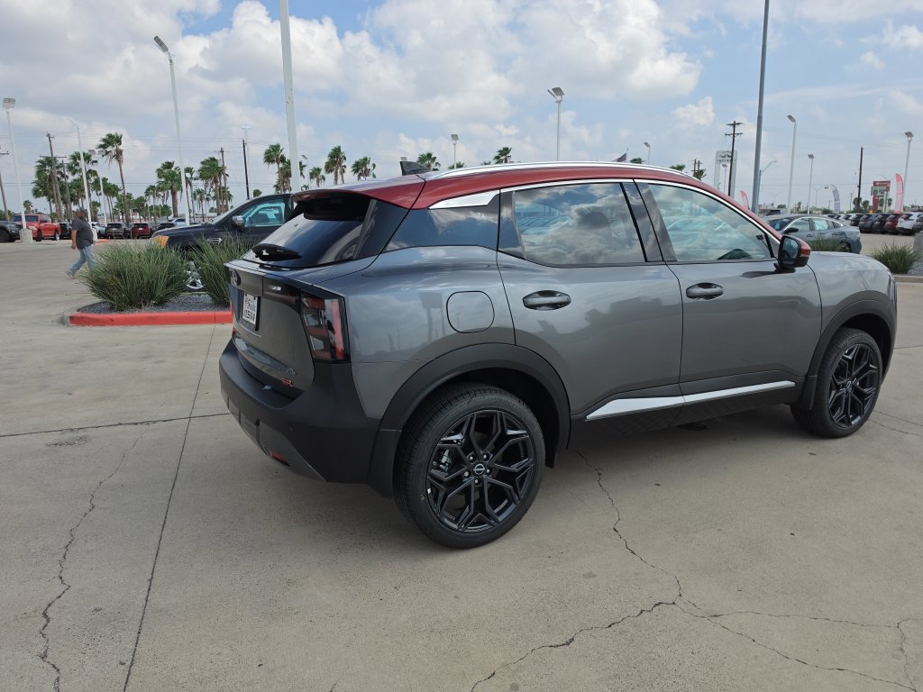 New 2026 Nissan Kicks SR FWD image 6