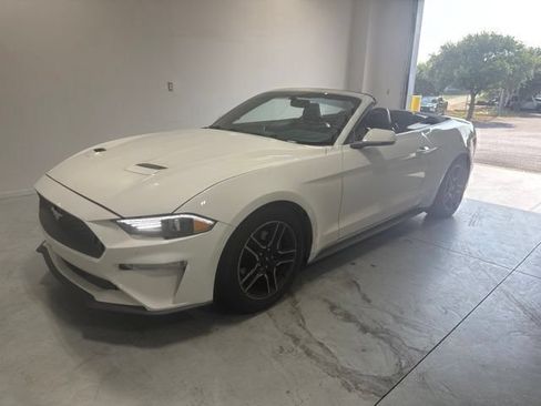 Used 2020 Ford Mustang Premium RWD image 17