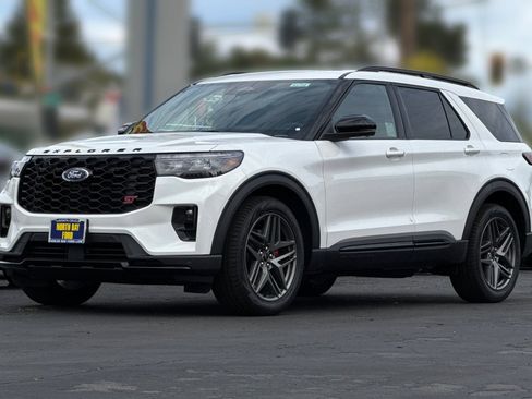 New 2026 Ford Explorer ST w/ Sun And Sound Package AWD/4WD image 8