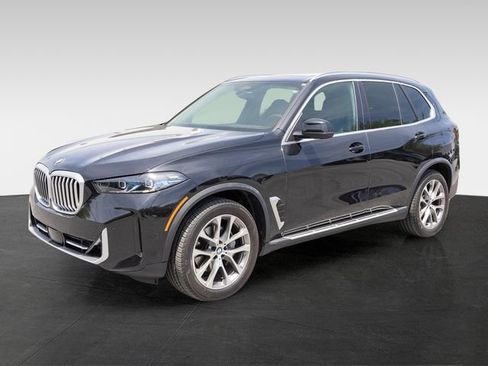 Certified 2026 BMW X5 xDrive40i AWD/4WD image 4