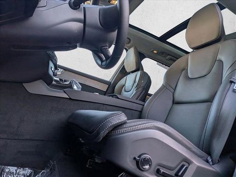 Certified 2026 Volvo XC90 B5 Plus w/ Protection Package image 12