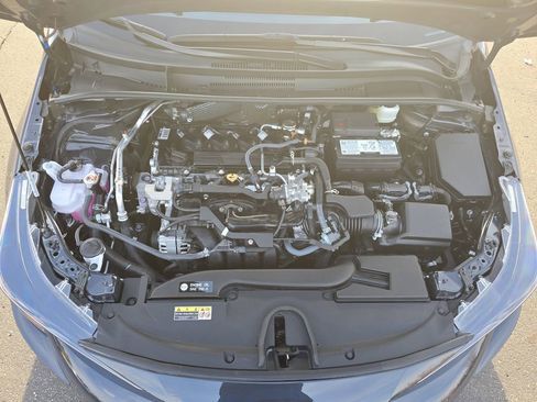 Used 2025 Toyota Corolla LE image 30