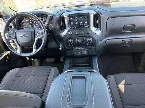 Used 2022 Chevrolet Silverado 1500 LT Trail Boss w/ Safety Package AWD/4WD image 13