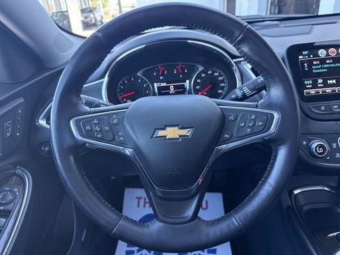 Used 2018 Chevrolet Malibu Premier w/ Premier Sun and Wheel Package FWD image 66