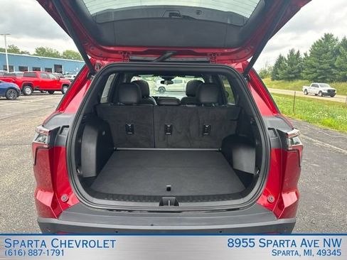 Used 2026 Chevrolet Equinox RS AWD/4WD image 32