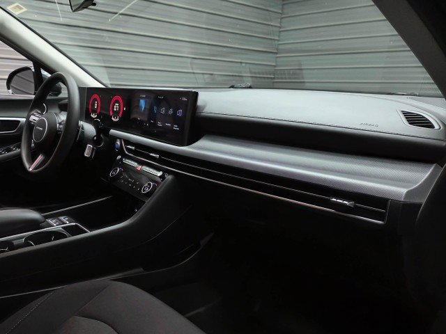 Used 2024 Hyundai Sonata SEL FWD image 13