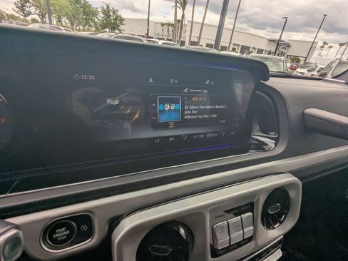 Used 2019 Mercedes-Benz G 550 image 7