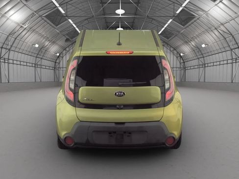 Used 2016 Kia Soul w/ Option Group 020 FWD image 14