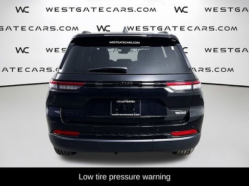 New 2025 Jeep Grand Cherokee Altitude image 7