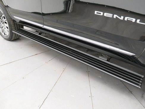 Used 2024 GMC Yukon Denali Ultimate image 38