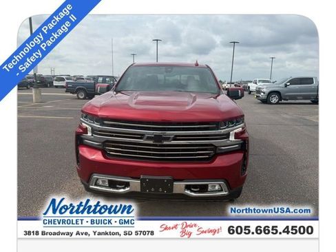 Used 2021 Chevrolet Silverado 1500 High Country w/ Technology Package AWD/4WD image 3