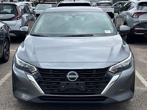 Used 2024 Nissan Sentra SV image 2