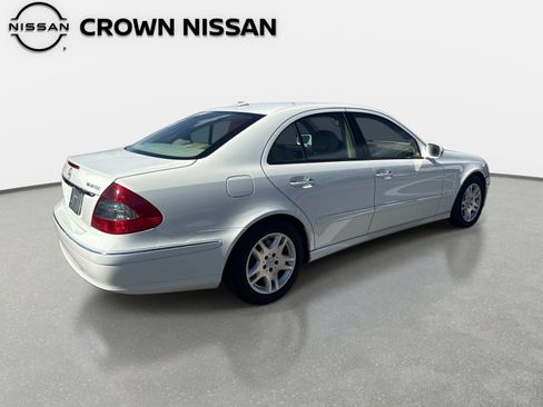 Used 2007 Mercedes-Benz E 320 BlueTEC Sedan image 7
