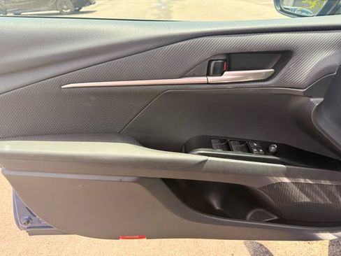 Used 2025 Toyota Camry SE FWD image 5
