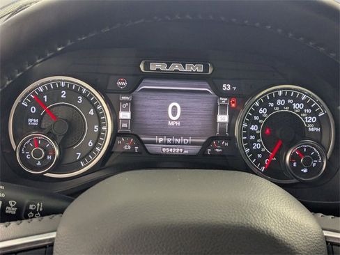 Used 2024 RAM 1500 Laramie image 18