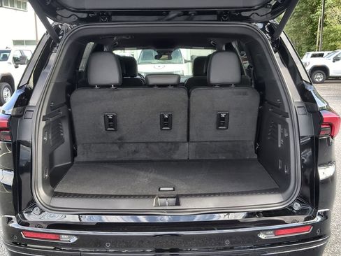 Used 2025 Buick Enclave Sport Touring w/ Super Cruise Package image 26