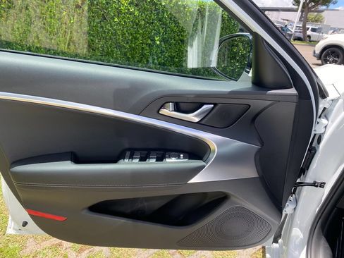 New 2026 Genesis G70 2.5T RWD image 31