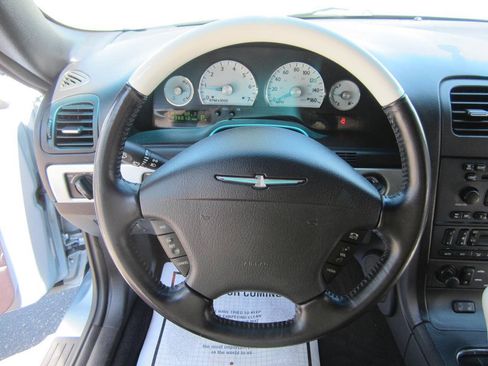 Used 2004 Ford Thunderbird RWD image 39