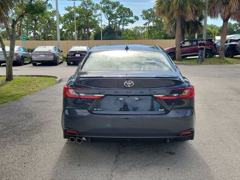 New 2026 Toyota Camry SE FWD image 5