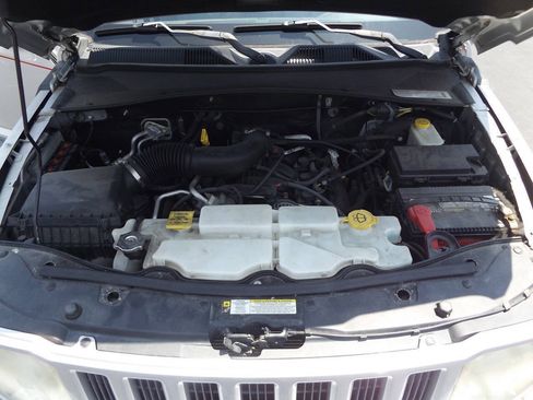 Used 2008 Jeep Liberty Sport AWD/4WD image 28