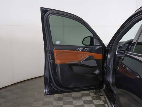 Used 2022 BMW X5 M50i w/ Executive Package AWD/4WD image 24
