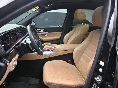 Used 2024 Mercedes-Benz GLS 450 4MATIC image 18