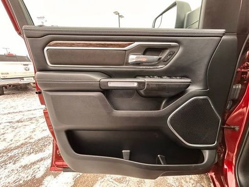 Used 2019 RAM 1500 Laramie image 36