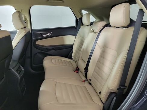 Used 2023 Ford Edge SEL w/ Convenience Package image 14