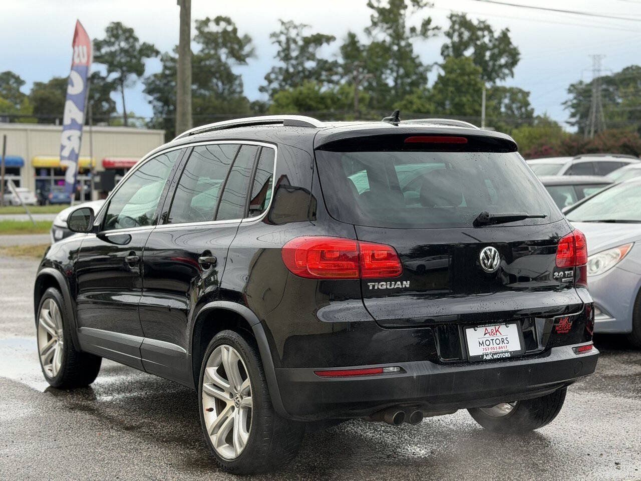 Used 2012 Volkswagen Tiguan SEL AWD/4WD image 5