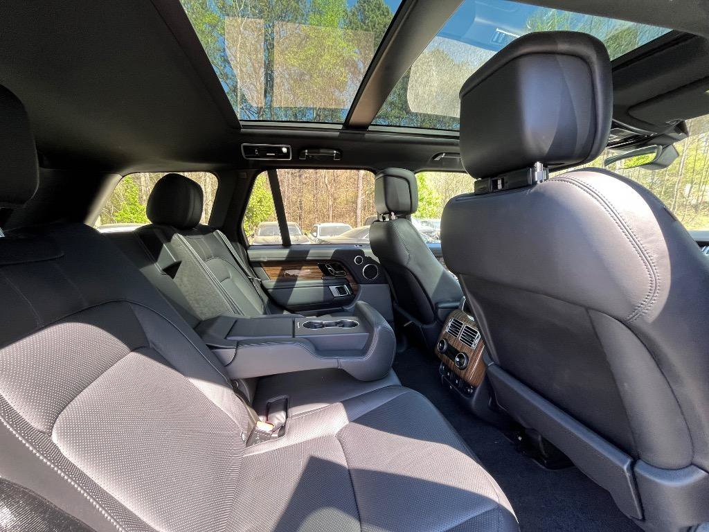Used 2018 Land Rover Range Rover Supercharged AWD/4WD image 33