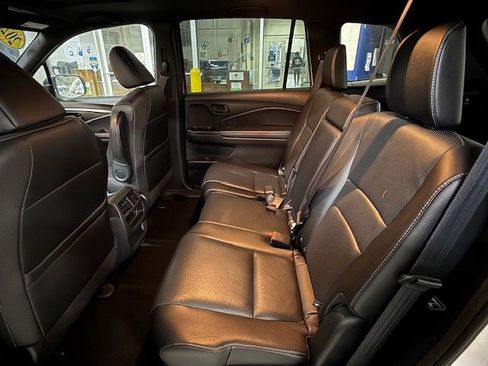 Used 2023 Honda Passport EX-L image 14