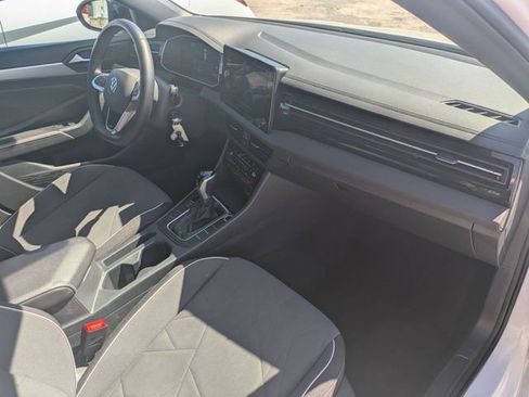 Used 2025 Volkswagen Jetta Sport FWD image 36