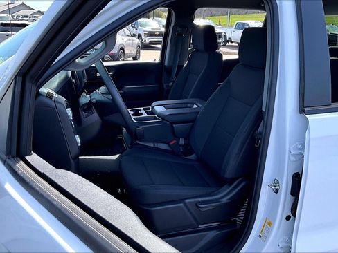 New 2026 GMC Sierra 1500 Pro w/ Graphite Edition AWD/4WD image 9
