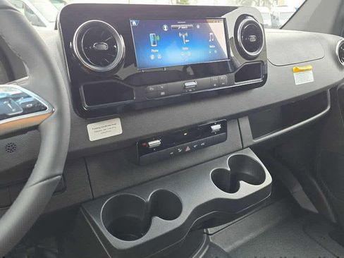 New 2026 Mercedes-Benz Sprinter 2500 image 33
