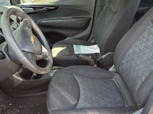 Used 2021 Chevrolet Spark LT image 9