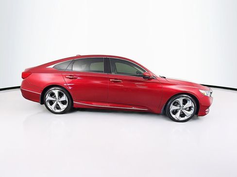 Used 2018 Honda Accord Touring image 11