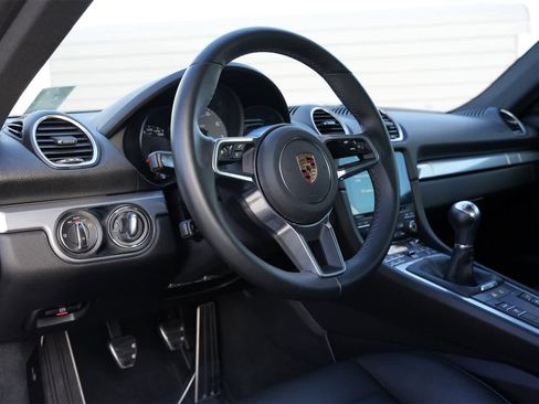 Used 2024 Porsche 718 Cayman S w/ Premium Package image 11